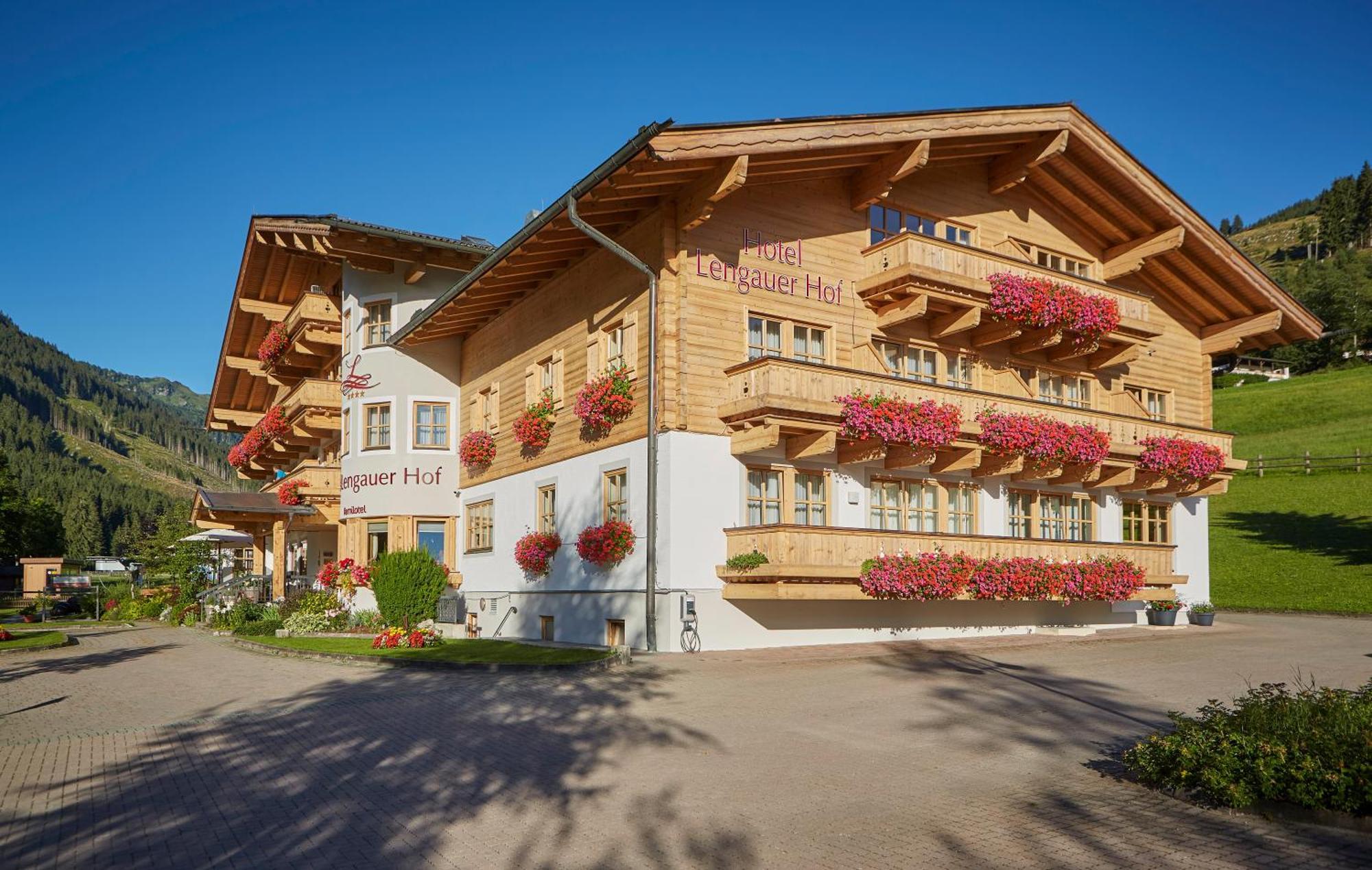 Familienhotel Lengauer Hof 萨尔巴赫 外观 照片